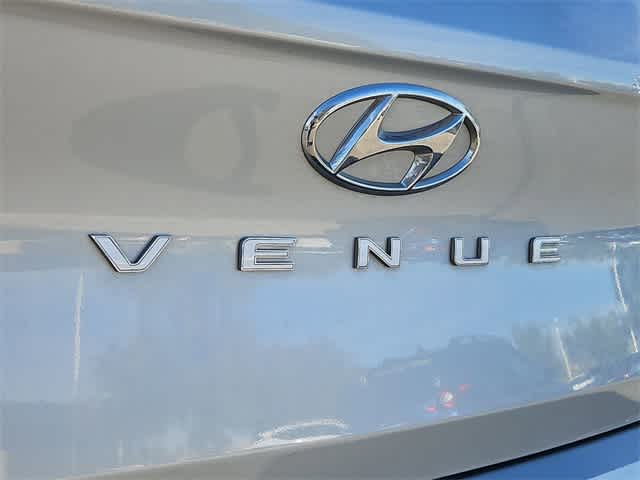 Thumbnail: 2023 Hyundai Venue - 12