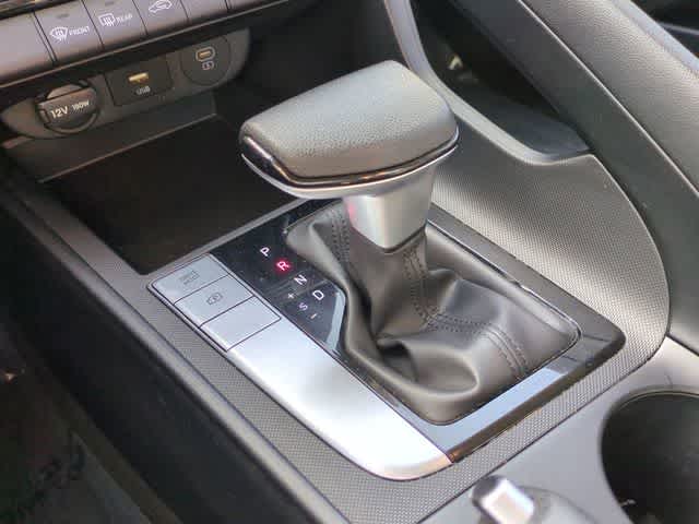 Thumbnail: 2024 Hyundai Elantra - 30