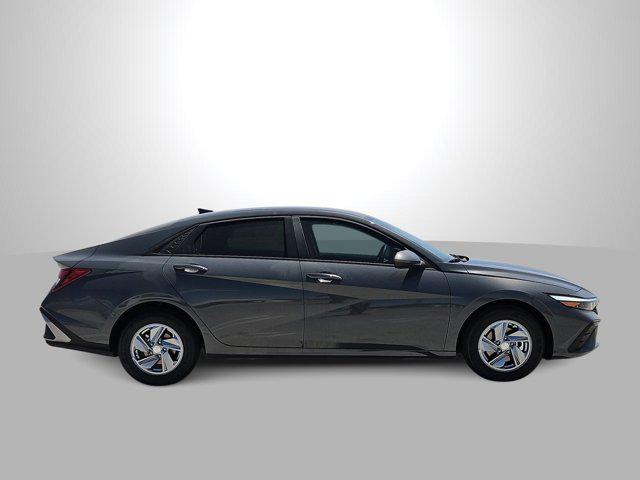 Thumbnail: 2026 Hyundai Elantra - 9