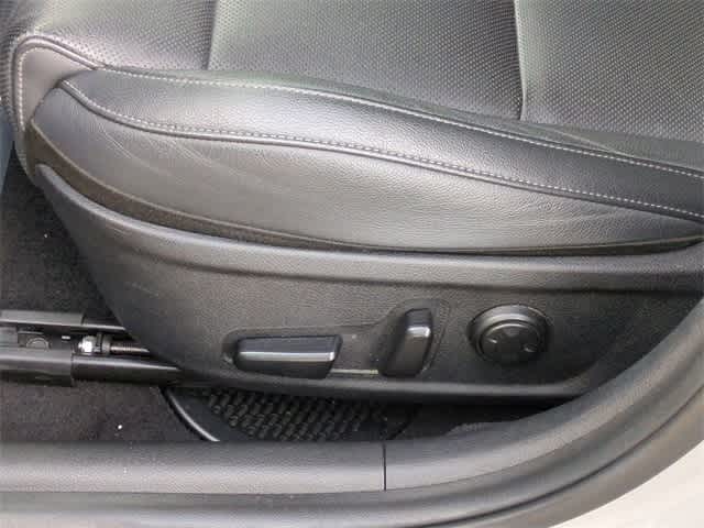 Thumbnail: 2022 Kia Stinger - 15