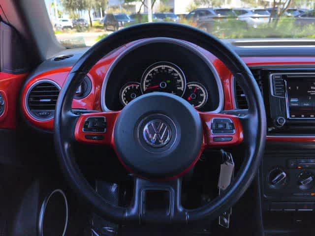 Thumbnail: 2016 Volkswagen Beetle - 21