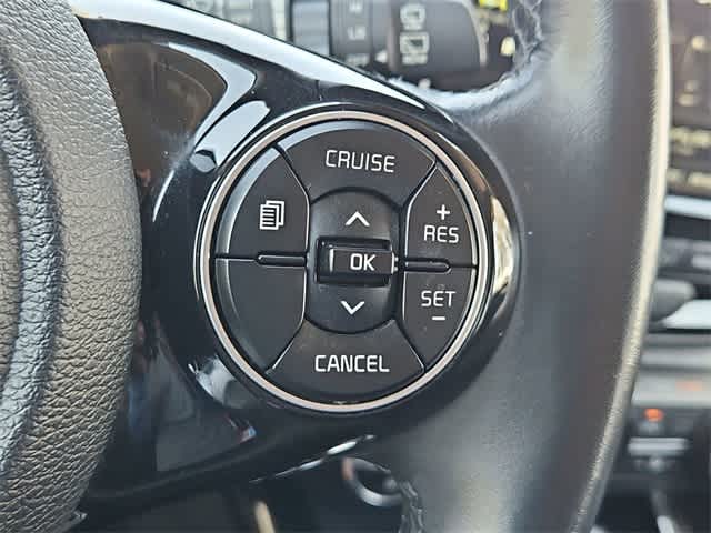 Thumbnail: 2022 Kia Soul - 24