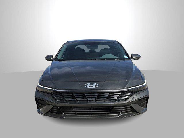 Thumbnail: 2026 Hyundai Elantra - 3