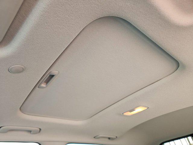 Thumbnail: 2025 Hyundai Venue - 18