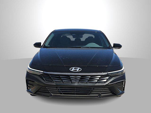 Thumbnail: 2025 Hyundai Elantra - 3