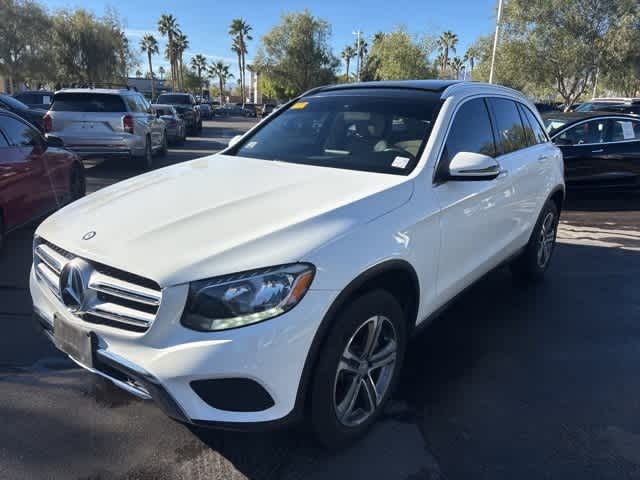 Thumbnail: 2016 Mercedes-Benz GLC - 2