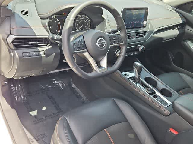 Thumbnail: 2022 Nissan Altima - 10