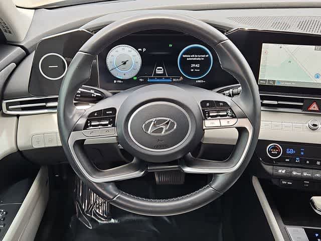 Thumbnail: 2023 Hyundai Elantra - 23