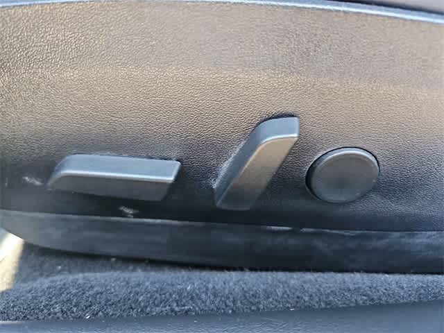 Thumbnail: 2018 Tesla Model 3 - 17