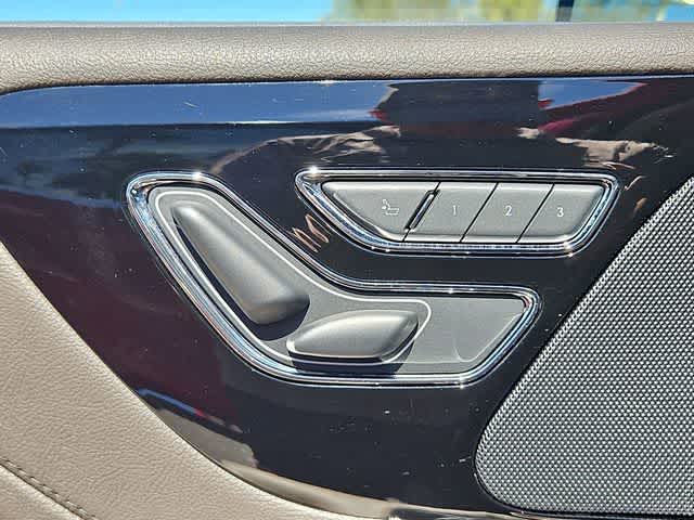 Thumbnail: 2020 Lincoln Aviator - 18