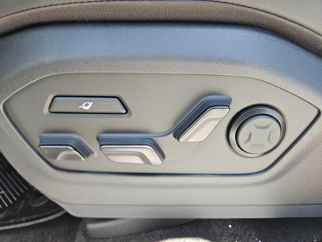 Thumbnail: 2026 Hyundai Santa Fe - 17