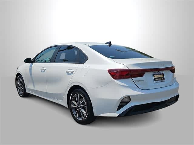 Thumbnail: 2022 Kia Forte - 5