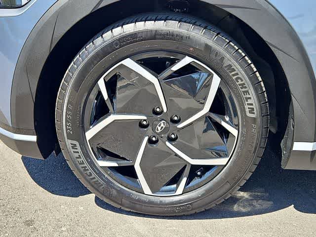 Thumbnail: 2024 Hyundai Ioniq 5 - 13