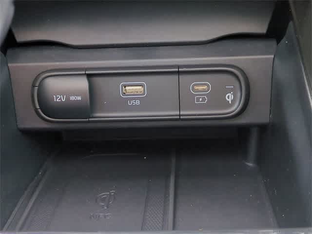 Thumbnail: 2023 Kia Telluride - 33