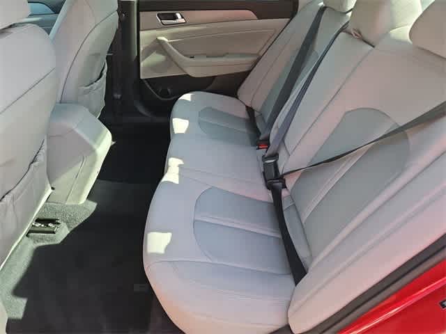 Thumbnail: 2015 Hyundai Sonata - 20