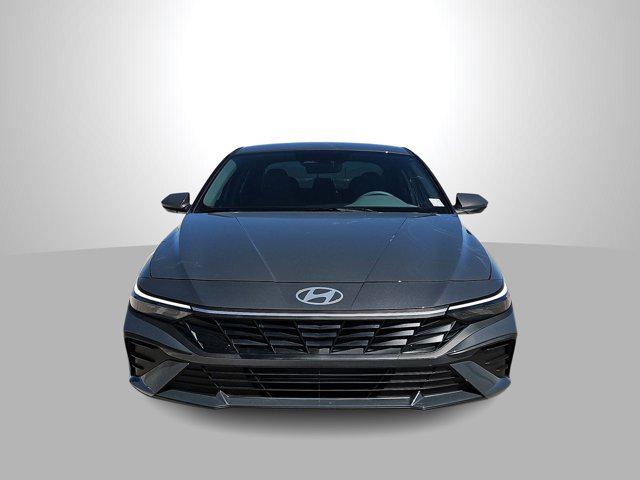 Thumbnail: 2026 Hyundai Elantra - 3