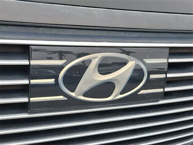 Thumbnail: 2019 Hyundai Ioniq - 11