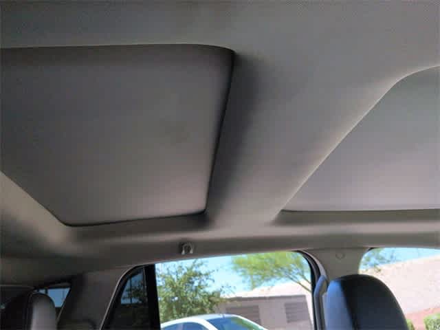 Thumbnail: 2013 Ford Edge - 18
