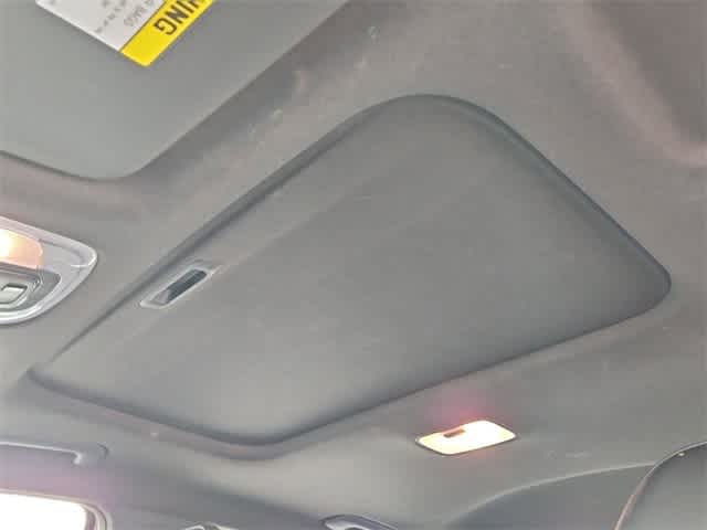 Thumbnail: 2022 Hyundai Elantra - 19