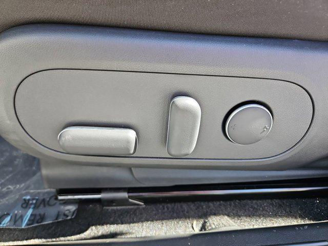 Thumbnail: 2025 Hyundai Ioniq 5 - 17