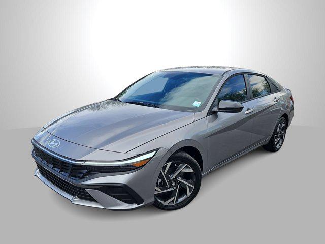 Thumbnail: 2025 Hyundai Elantra - 4