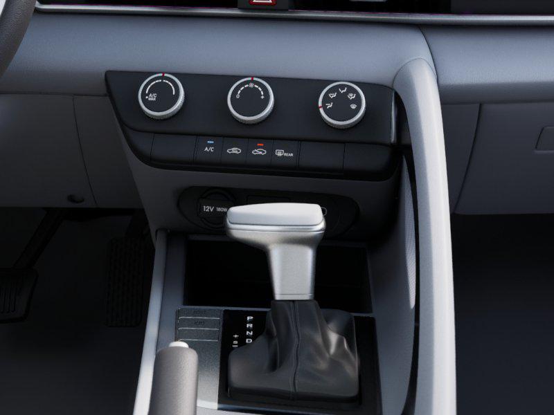 Thumbnail: 2025 Hyundai Elantra - 16