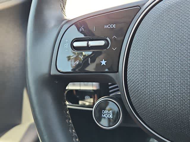 Thumbnail: 2023 Hyundai Ioniq 5 - 23