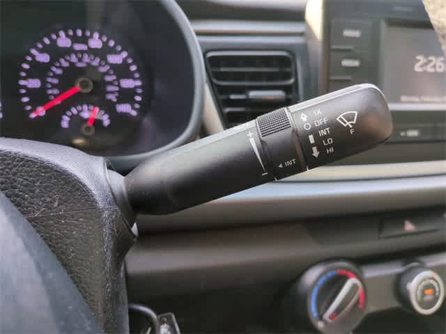 Thumbnail: 2019 Kia Rio - 24