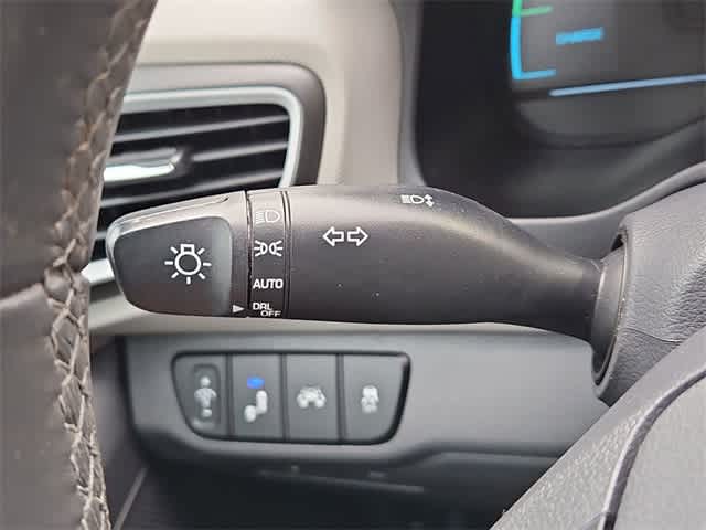 Thumbnail: 2019 Hyundai Ioniq - 26