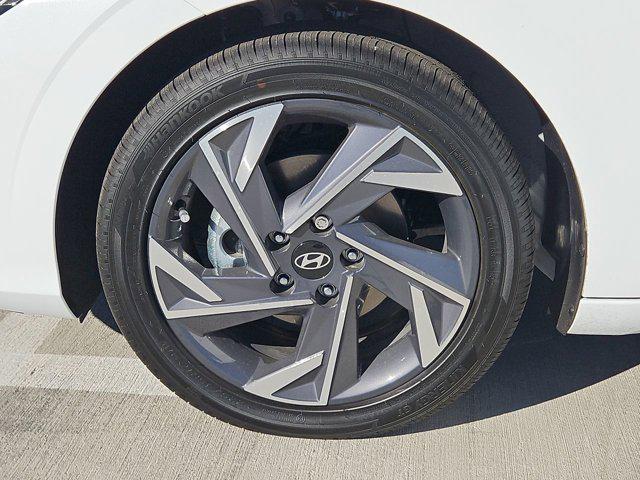 Thumbnail: 2025 Hyundai Elantra - 13