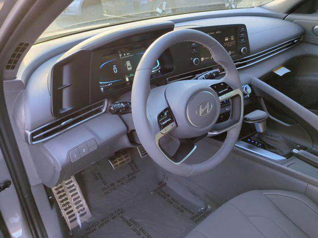 Thumbnail: 2026 Hyundai Elantra - 10