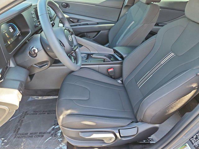 Thumbnail: 2026 Hyundai Elantra - 16