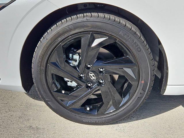 Thumbnail: 2026 Hyundai Elantra - 13