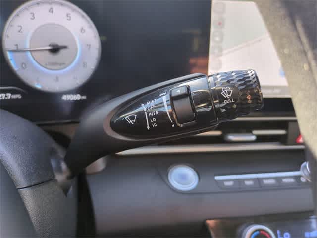 Thumbnail: 2024 Hyundai Elantra - 24