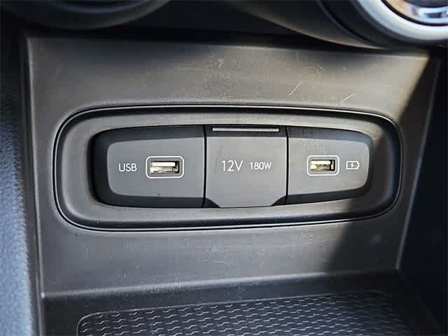 Thumbnail: 2022 Hyundai Venue - 29