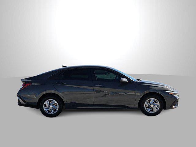 Thumbnail: 2026 Hyundai Elantra - 9