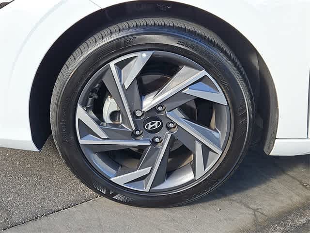 Thumbnail: 2024 Hyundai Elantra - 12