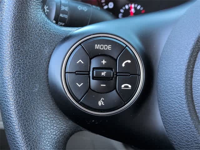 Thumbnail: 2022 Kia Soul - 24