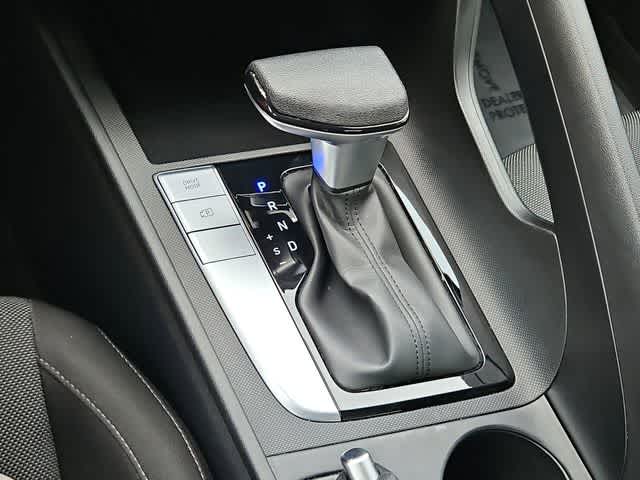 Thumbnail: 2024 Hyundai Elantra - 29