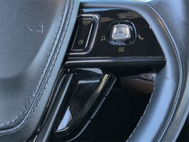 Thumbnail: 2022 Lincoln Aviator - 26