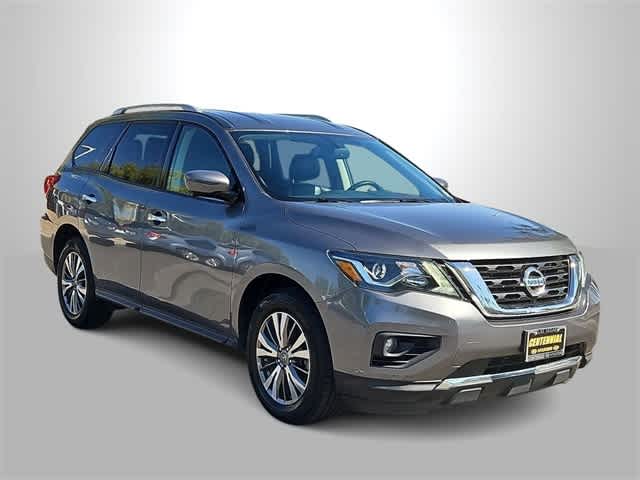 2020 Nissan Pathfinder SL photo 2