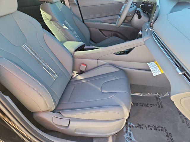 Thumbnail: 2025 Hyundai Elantra - 20