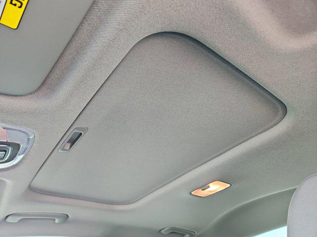 Thumbnail: 2026 Hyundai Elantra - 18