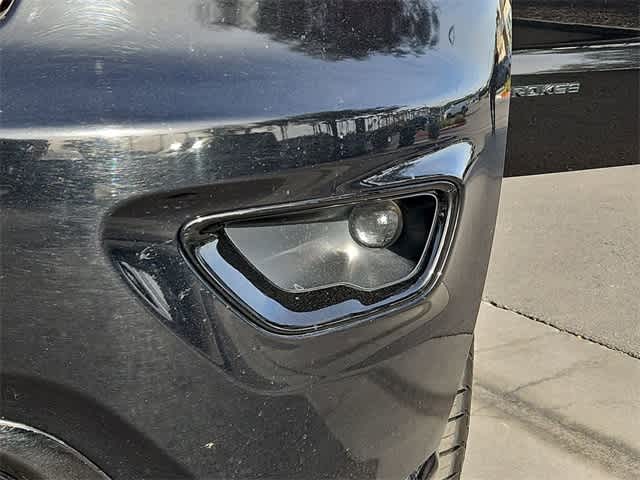 Thumbnail: 2020 Jeep Grand Cherokee - 11