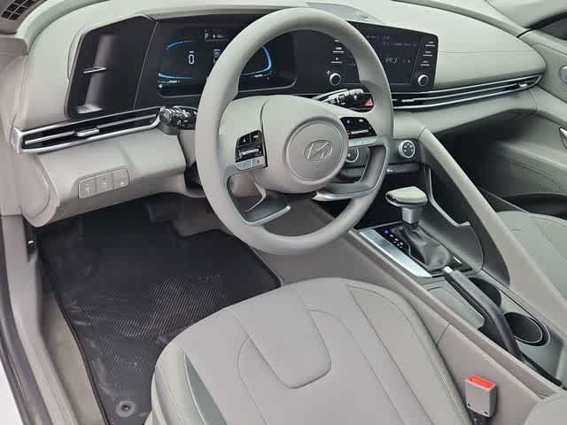 Thumbnail: 2025 Hyundai Elantra - 10