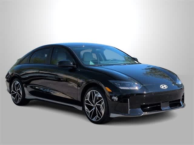 2025 Hyundai Ioniq 6 SEL photo 2