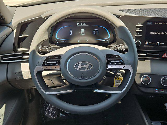 Thumbnail: 2026 Hyundai Elantra - 21