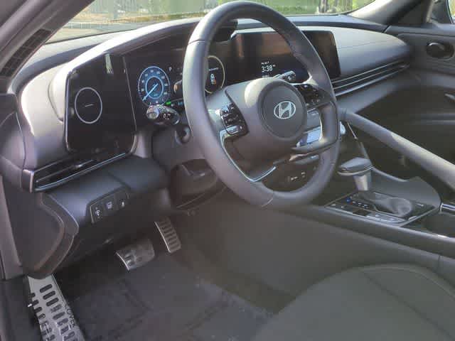 Thumbnail: 2025 Hyundai Elantra - 10