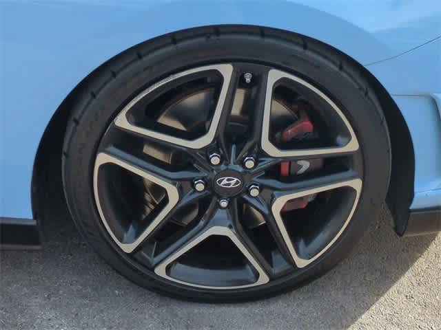 Thumbnail: 2020 Hyundai Veloster - 13