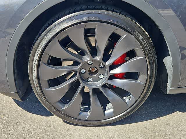 Thumbnail: 2022 Tesla Model Y - 13